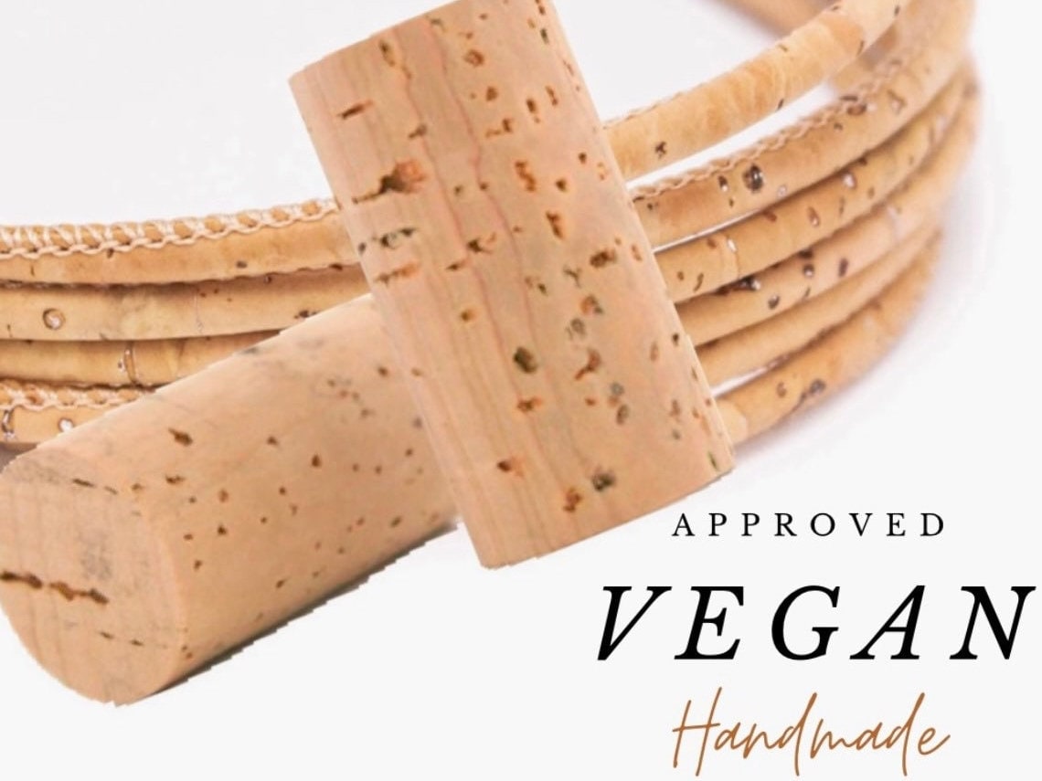 Handcrafted Cork Bracelet - Eco-friendly Jewelry for a Sustainable Style